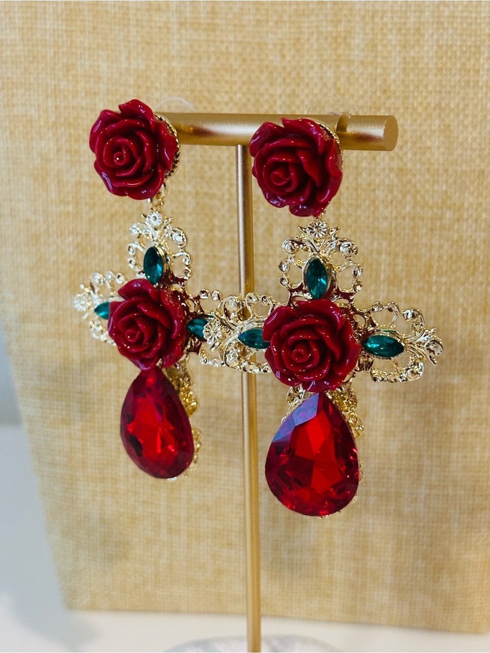 Fashion Jewelry Red Rose Drop Earrings with Gold Tone and Green Accents
